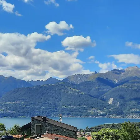 Prázdninový dům L'incantevole Vista Colico