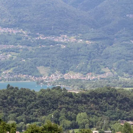 Prázdninový dům L'incantevole Vista Colico